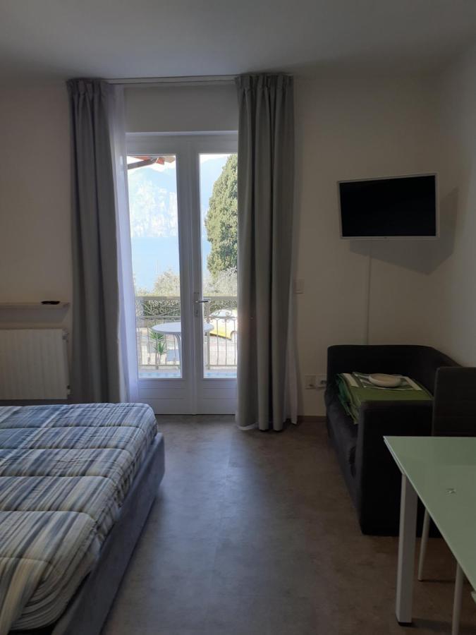 Residence Le Palme Appartamenti Malcesine Exterior foto